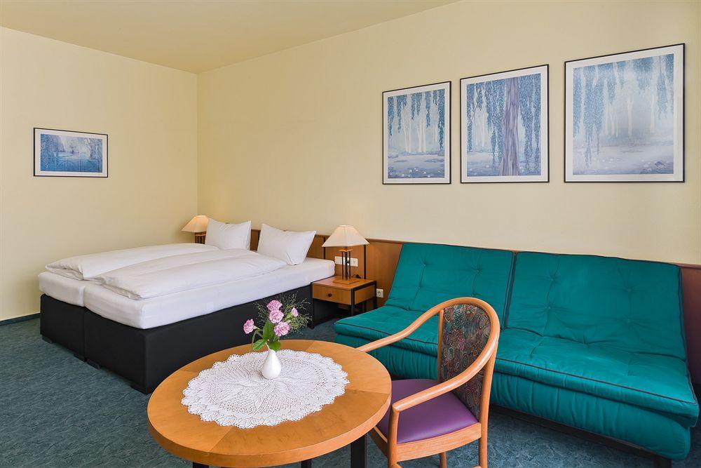 Hotel Katharinenhof Вердау Экстерьер фото