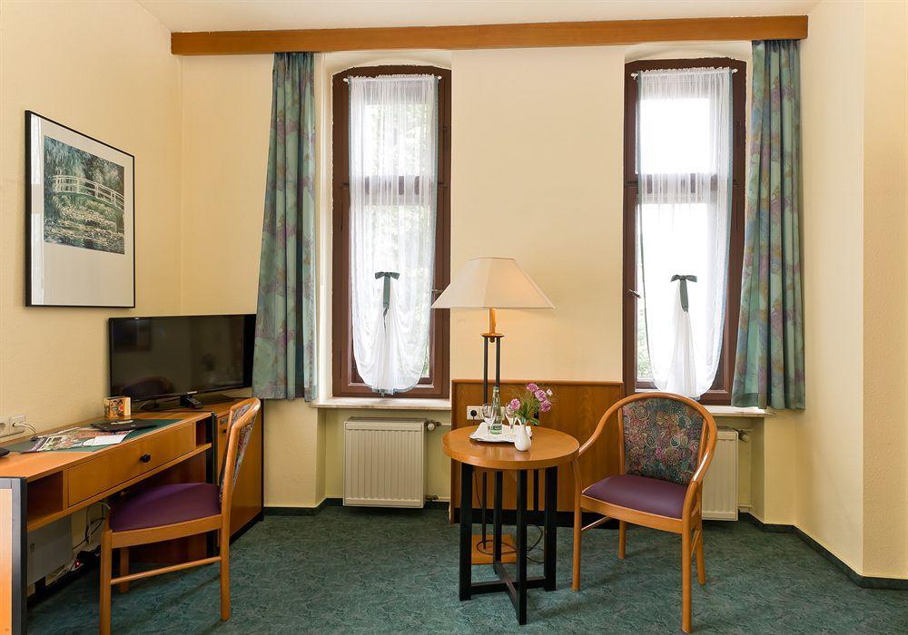 Hotel Katharinenhof Вердау Экстерьер фото